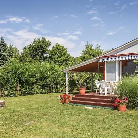 Nice In W/ 2 Bedrooms Nyaraló
